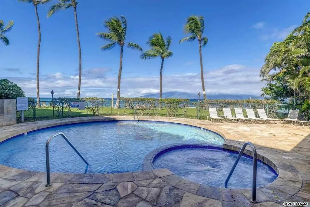 Wonderful Paki Maui By The Ocean In ラハイナ アパート