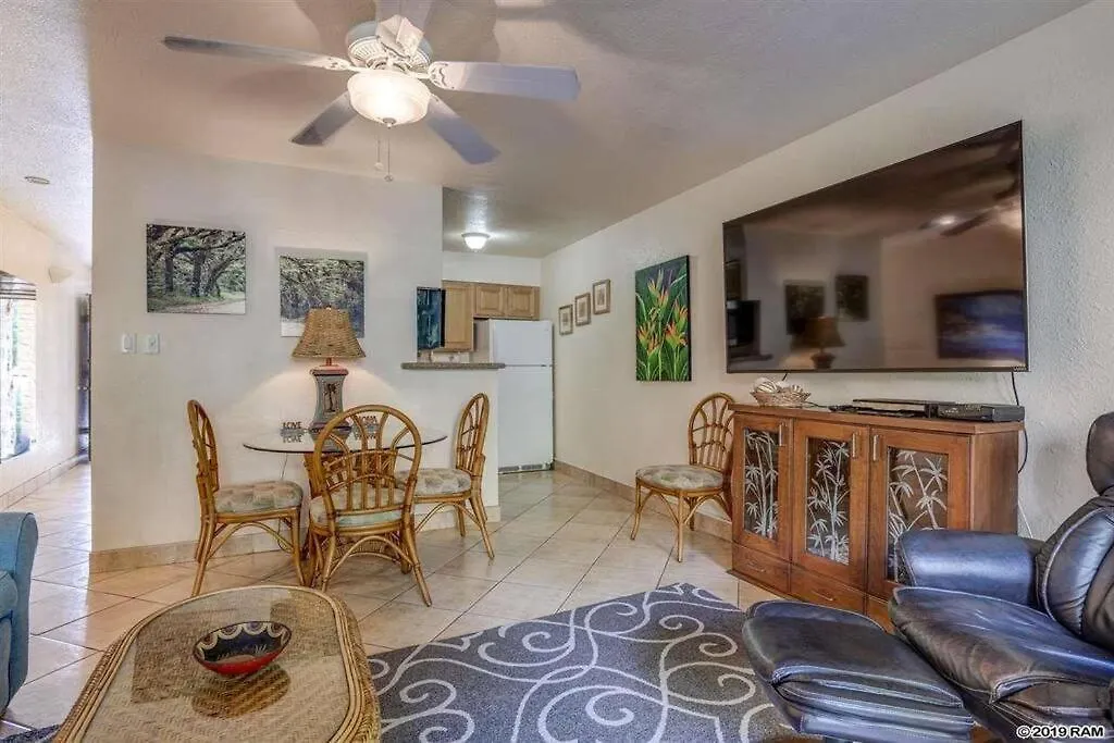Wonderful Paki Maui By The Ocean In Lahaina location